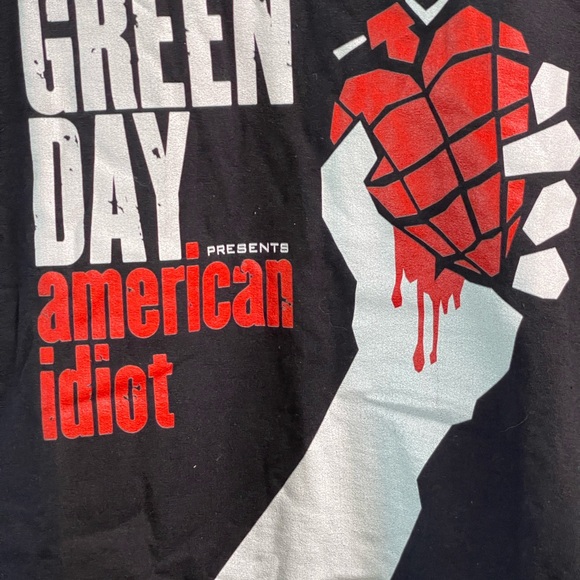 NEW! Green Day American Idiot T-Shirt men's sz Sm - Picture 4 of 7
